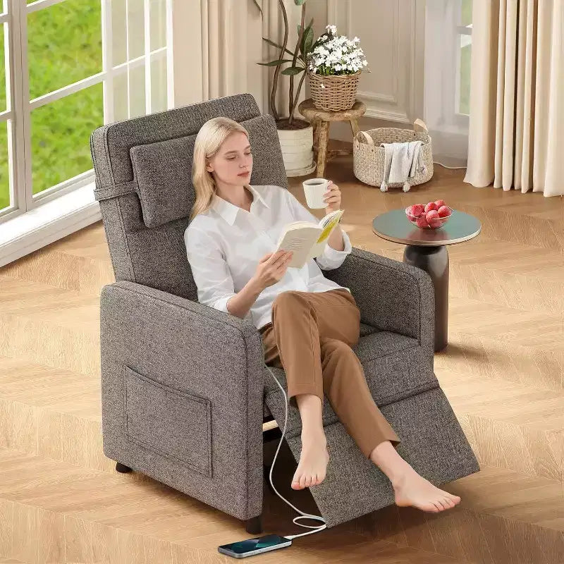 Poltrona Reclinabile Elettrica per Adulti, Divano Singolo Ergonomico Regolabile, Dondolo Imbottito con Tasche Laterali e Porta di Ricarica USB