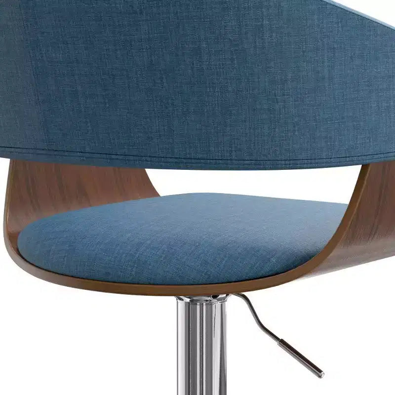 Sgabello da bar Calinda con rotelle regolabile blu: moderno di metà secolo, imbottito, gambe in acciaio